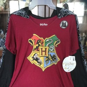 Cute Harry Potter shirt with removable cape.